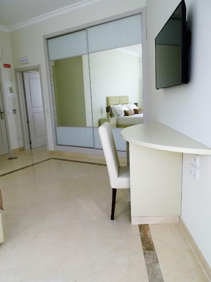 Bowen, Luxury Suites Лагуш Экстерьер фото