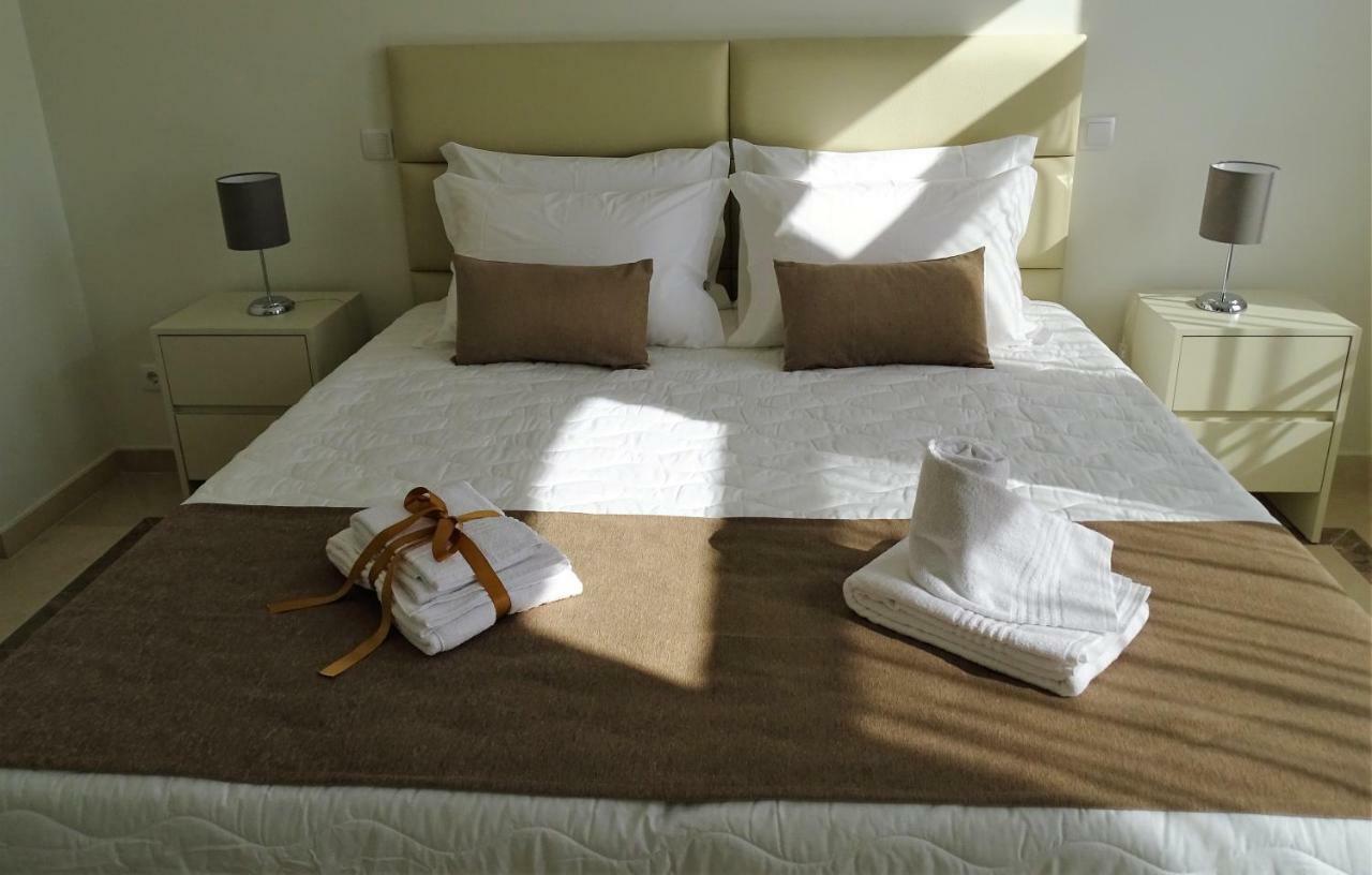 Bowen, Luxury Suites Лагуш Экстерьер фото